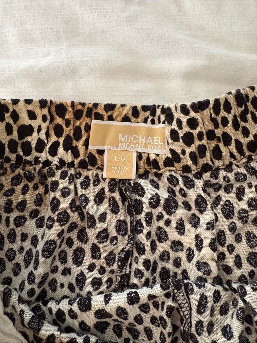 Michael Kors Leopard-Print Elastic Waist Shorts - Tan & Black - Picture 2 of 6